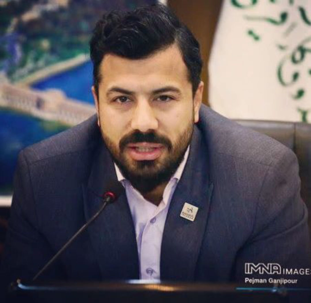 نادر گیویان‌پور